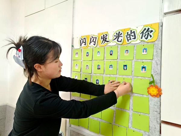 【实习心语】童谣为桥爱满园——石化大湖幼儿园实习成长录